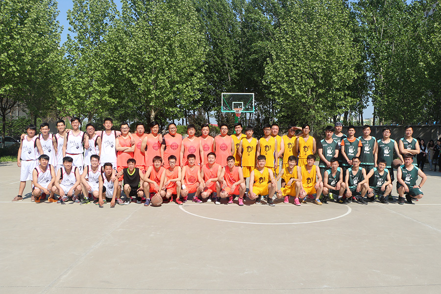 青春無(wú)畏，逐夢(mèng)揚(yáng)威！河南青峰屆“創(chuàng)新杯”員工籃球聯(lián)賽首戰(zhàn)圓滿落幕！
